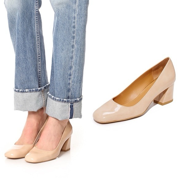 Stuart Weitzman Shoes - Stuart Weitzman Cream Heels